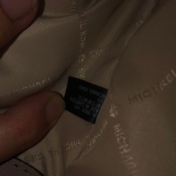 Michael Kors Handbag - Picture 14 of 16